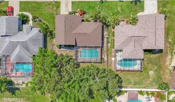 815 GREENVIEW Dr, Apollo Beach, FL 33572