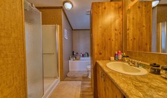 1402 E Orchard Ln, Carlsbad, NM 88220