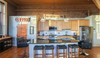 120 S 15th St 202, Airville, PA 15203