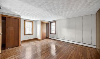 77 Whipple Rd, Billerica, MA 01821