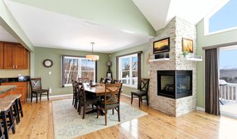 87 Glade Cir, Campton, NH 03223