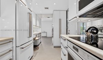 10178 Collins Ave 208, Bal Harbour, FL 33154
