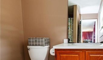 65 Jeri Lynn Cir, Warwick, RI 02886