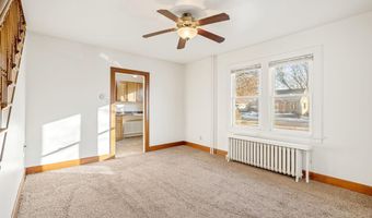 907 8th St SE, Austin, MN 55912