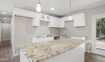 53 Bayshore Dr, Apalachicola, FL 32320