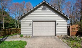 7819 Hitchcock Rd, Youngstown, OH 44512