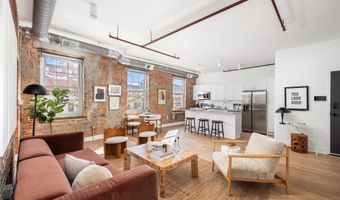 901 KING St 202, Alexandria, VA 22314