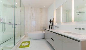 1118 Ala Moana Blvd 2806, Honolulu, HI 96814