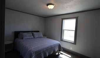 24 Oak Dr, Cody, WY 82414