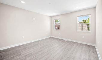 516 E 27TH St, Baltimore, MD 21218