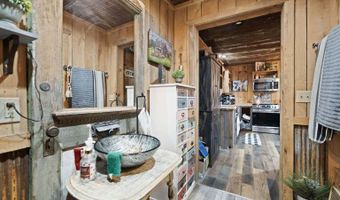501 Baker Barr Rd, Beattyville, KY 41311