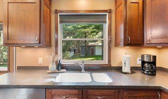 3411 Pawnee Dr SE, Alexandria, MN 56308