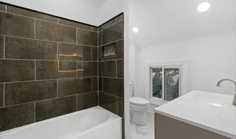 107 CLINTON St, Delaware City, DE 19706