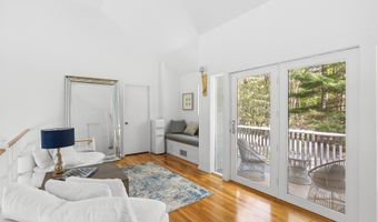 7 La Foret Ln, Amagansett, NY 11930