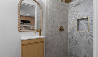 4206 Keanu St 4, Honolulu, HI 96816