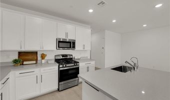334 Laurel Peak Dr, Henderson, NV 89015