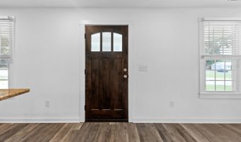 802 Amherst Ave, Altavista, VA 24517
