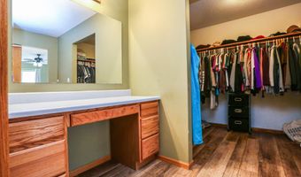 1524 N Harrison St, Aberdeen, SD 57401