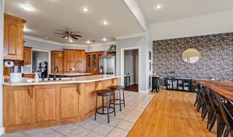 3911 Golf Course Dr, Alma, AR 72921