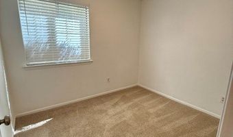 18 Encampment Dr, Bedminster, NJ 07921