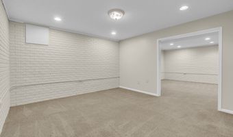 356 Southcreek Dr S, Indianapolis, IN 46217