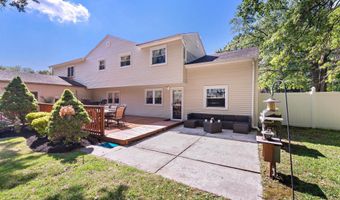 3 Renier Ct, Middletown, NJ 07748