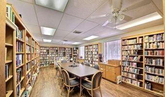 912 Palm Dr, Alamo, TX 78516