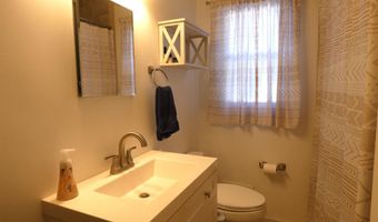 352 Surf Ave, Beachwood, NJ 08722
