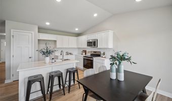 25084 Bluebird Cir, Adel, IA 50003