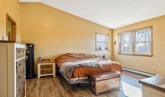 3614 Creek Rd, Albany, VT 05820