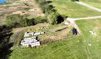 CR-2407, Armstrong, MO 65230