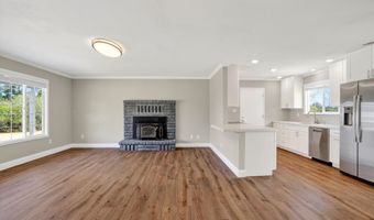 5210 Dino Dr, Anderson, CA 96007
