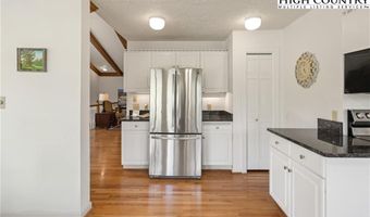 1644 Broadstone Rd, Banner Elk, NC 28604
