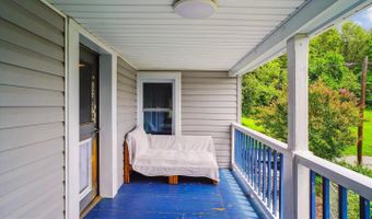 5922 CLEVELANDTOWN Rd, Boonsboro, MD 21713