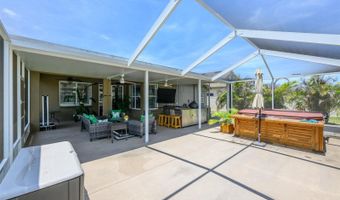 7318 GUILFORD PINE Ln, Apollo Beach, FL 33572