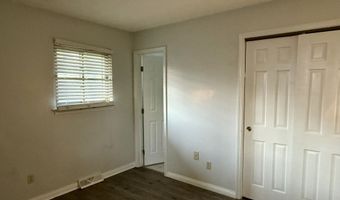 3622 Poinsettia Dr, Indianapolis, IN 46227