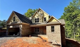 1050 E Chamberlin Dr, Asheboro, NC 27205