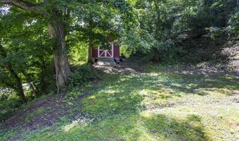 688 Saunders Hollow Rd, Barboursville, WV 25504