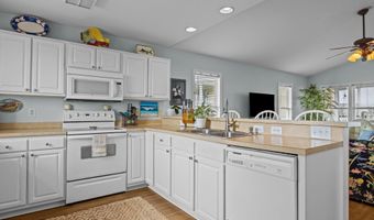 108 N Kinston Ave, Atlantic Beach, NC 28512