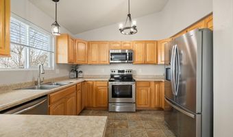 2015 GETTYSBURG Dr, Cheyenne, WY 82001