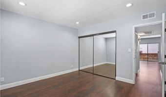 5414 Newcastle Ave 66, Encino, CA 91316