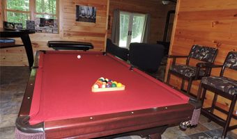 103 Chucks Ln, Bakersville, NC 28705