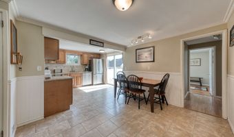99 Lincoln St, Berlin, CT 06037
