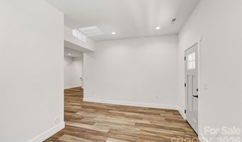73 Rocking Porch Rd, Asheville, NC 28805
