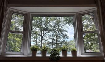 16 Crooked Spring Rd, Billerica, MA 01862