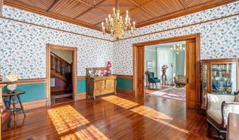 208 S Main St, Abbeville, SC 29620