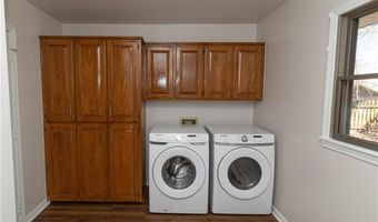 1 Sandon Ln, Bella Vista, AR 72715