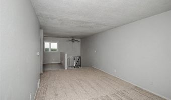 703 Meadow Pl, Ames, IA 50010