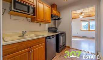 19 Diamond View Rd, Cody, WY 82414