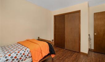 40 Red Oak Dr, Coventry, RI 02816